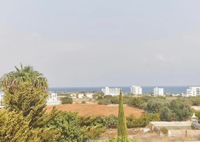 Spectacular Sea View, Private Jacuzzi & Table Pool