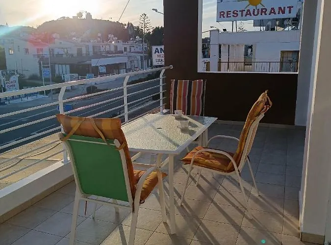 Spectacular Sea View, Private Jacuzzi & Table Pool * Протарас