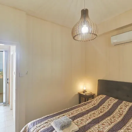 Spectacular Sea View, Private Jacuzzi & Table Pool Apartmán *