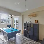 Spectacular Sea View, Private Jacuzzi & Table Pool Apartman