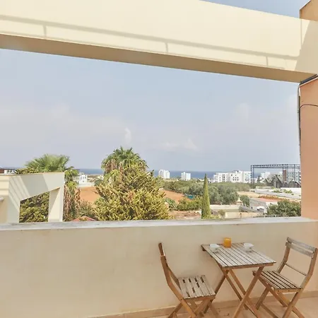 Spectacular Sea View, Private Jacuzzi & Table Pool