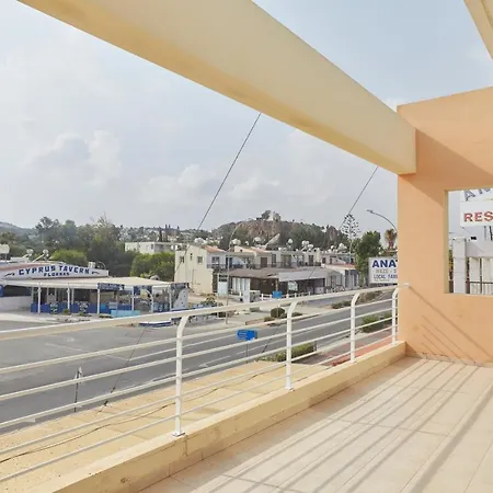 Daire Spectacular Sea View, Private Jacuzzi & Table Pool *