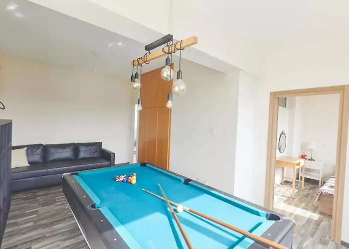 Spectacular Sea View, Private Jacuzzi & Table Pool