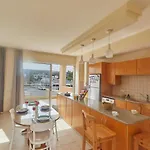 Spectacular Sea View, Private Jacuzzi & Table Pool Διαμέρισμα